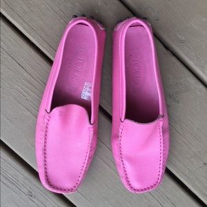 TOD’S Pink Loafers Size 7